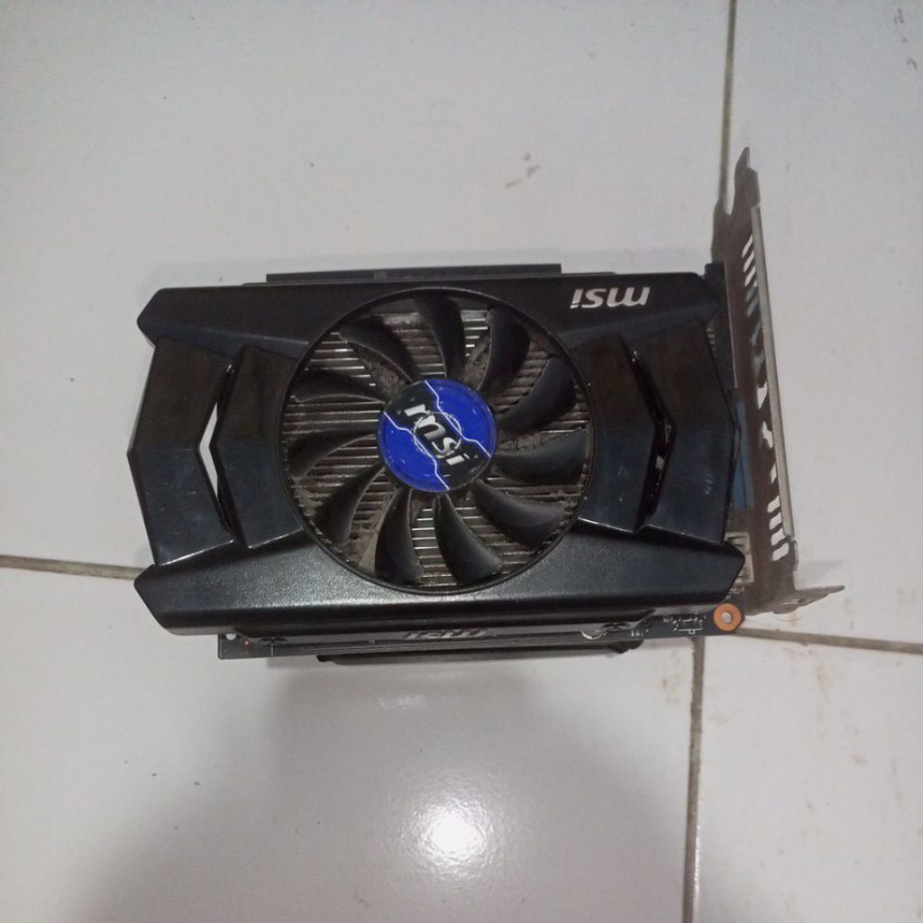 GTX MSI 750 2 GB