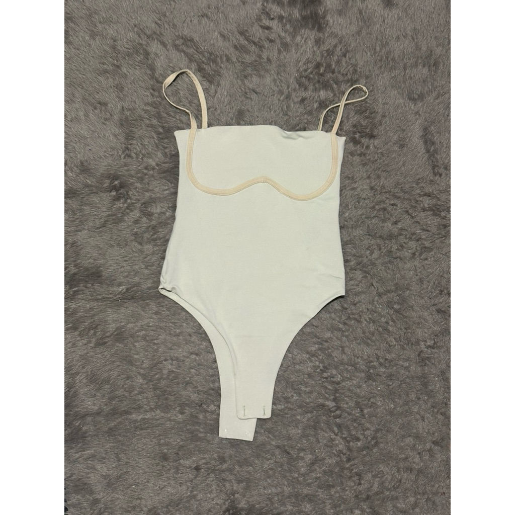 PRELOVED Kurve AB Bodysuit Bean