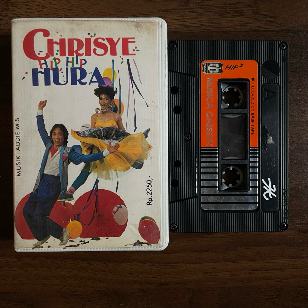 Kaset pita - Chrisye - Hip Hip Hura