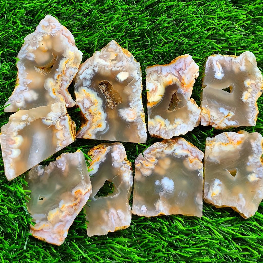 Lumut Putih Trenggalek / Bahan Batu Lumut Putih Trenggalek / Lempengan Lumut Putih Trenggalek / Bong