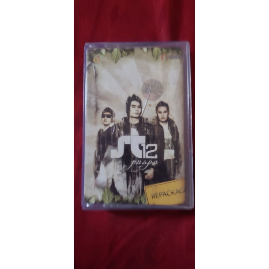 kaset pita st 12 repackage album puspa