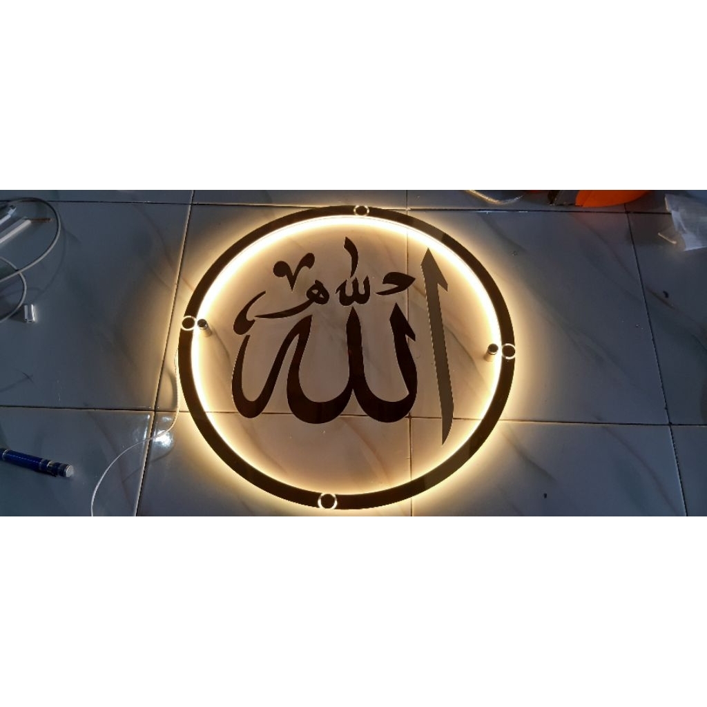 Custom Kaligrafi Akrilik Lafadz Allah Bulat Led 40 cm| Hiasan Dinding Kaligrafi Allah Muhammad Led