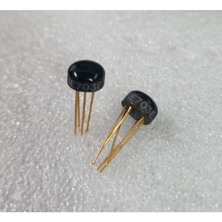 IC UA703E IE703E 703 RF-IF Amplifier Gold Plated Pin Persamaan uA703E / NTE703A / ECG703A