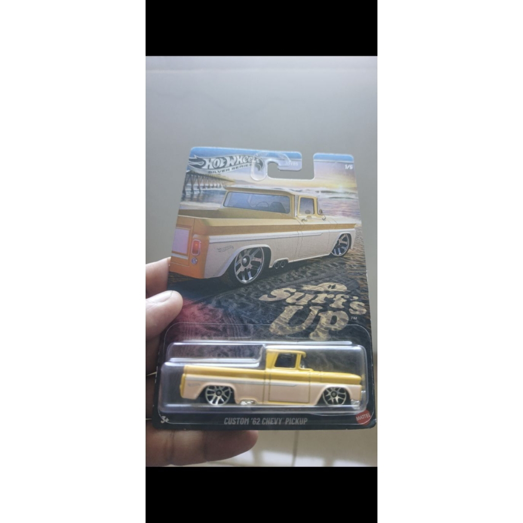 Hotwheels 62 chevy pickUp {Surf Up}