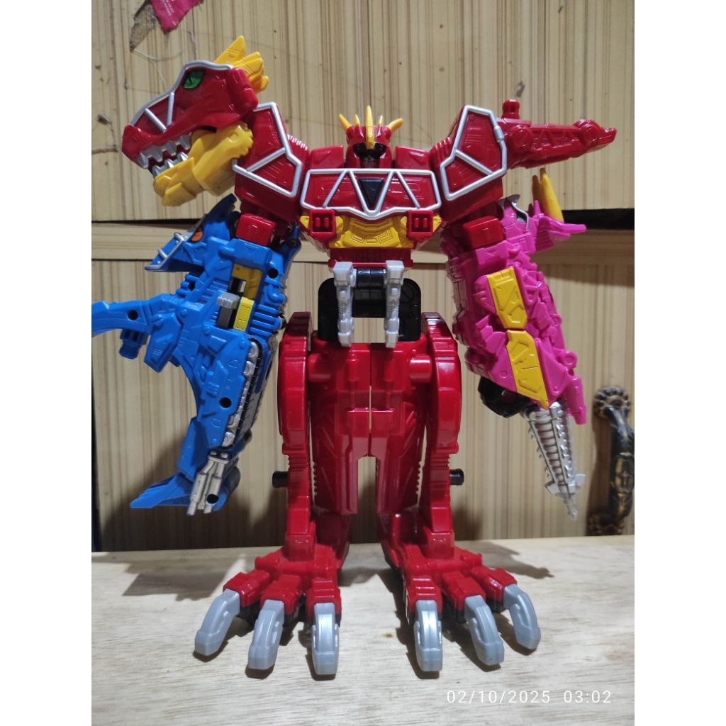 DX Megazord Power Ranger Dino Charge Kyoryuger