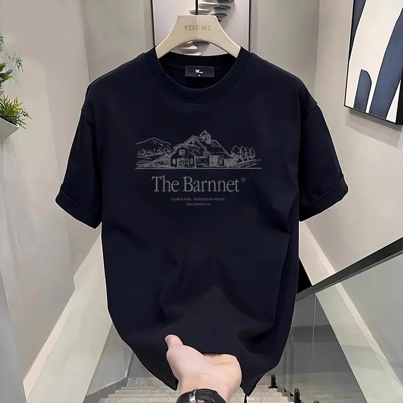 Kaos Wanita Motif Bunga Mawar Mini, Warna Putih & Merah – Gaya Cantik untuk Picnic di Taman