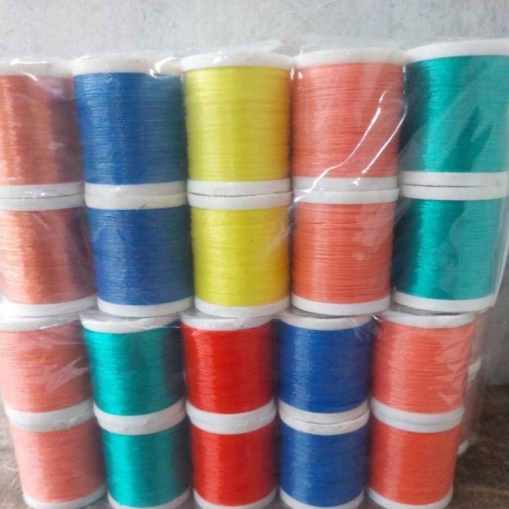 kenur nilon layangan kecil warna