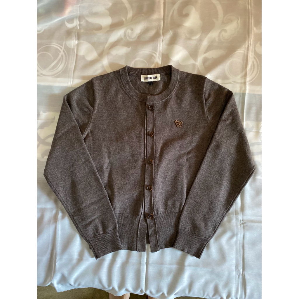 PRELOVED Cardigan General Idea