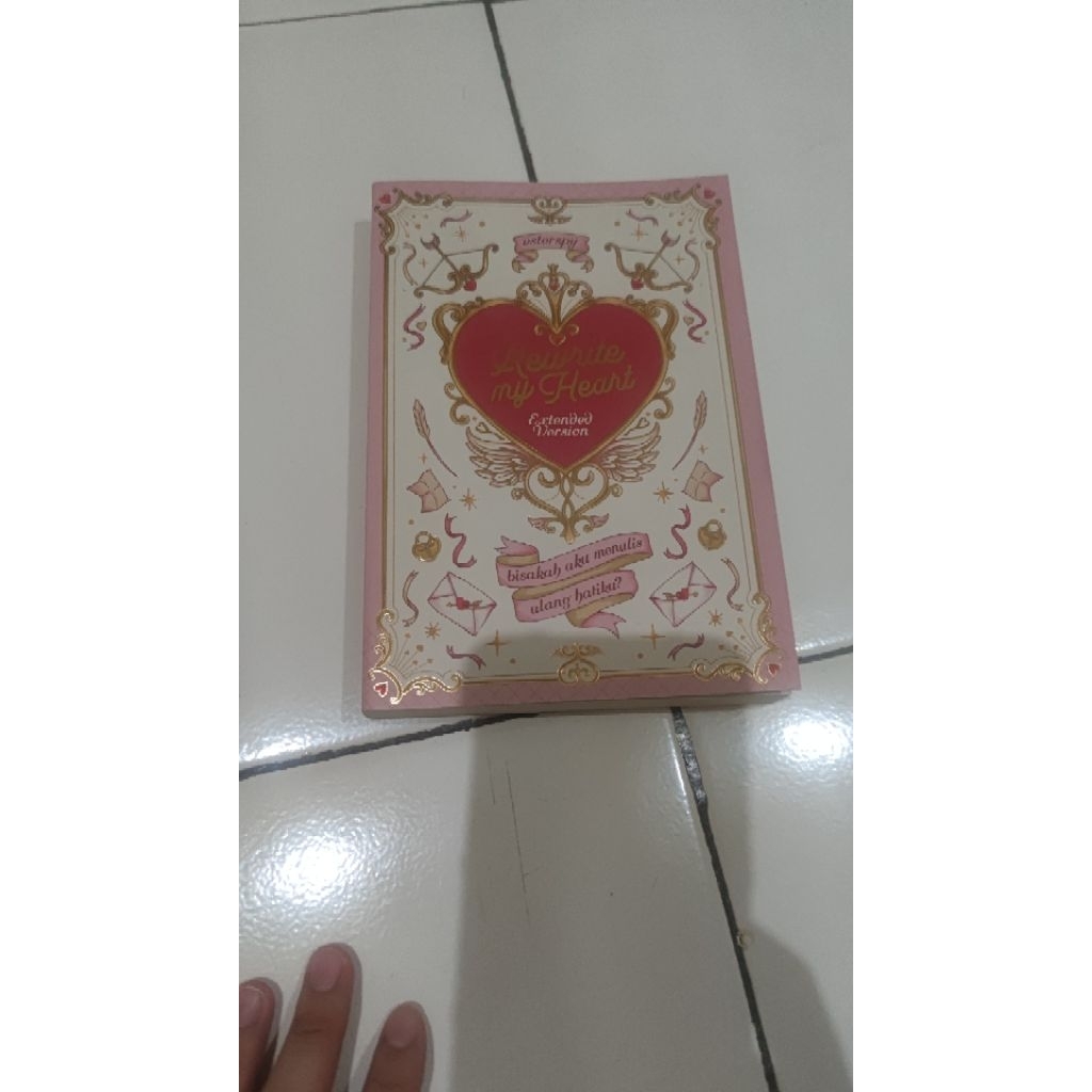 preloved novel rewrite my heart