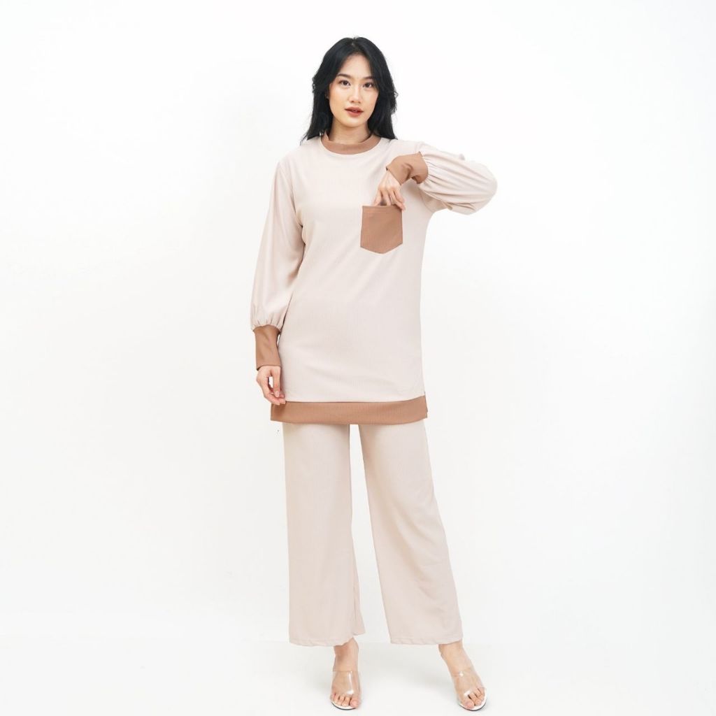 Kaira Setelan Wanita Kombi One Set Kulot Kekinian – Outfit Stylish Atasan Kantong + Celana Kulot