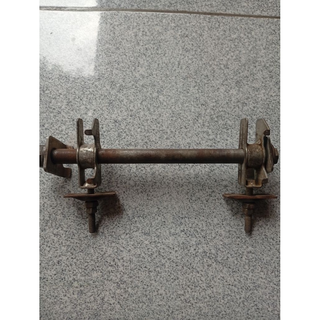 As Roda Belakang Tiger Revo Set Copotan