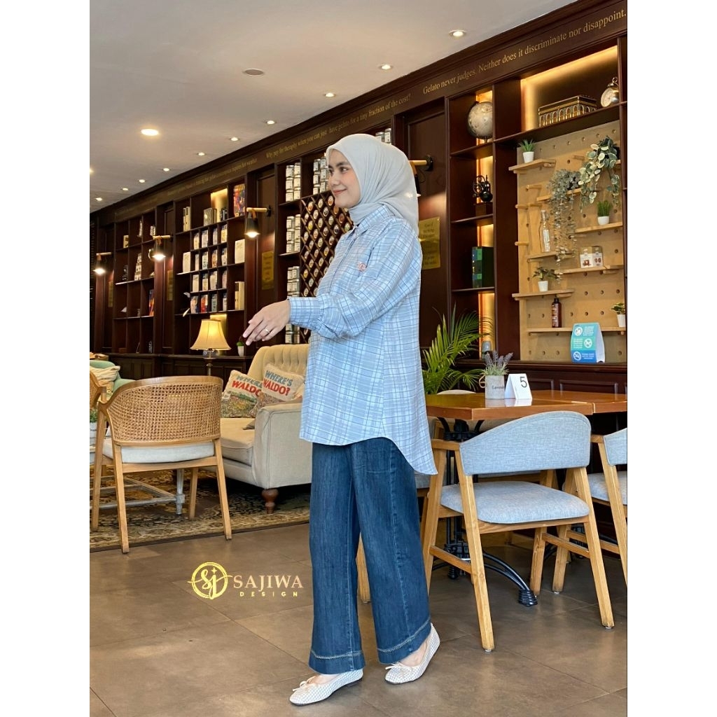 Rarnia Shirt By sajiwa design