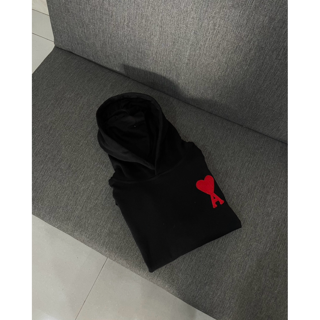 Hoodie Ami Paris Size L ( 69x60 ) Original Second Brand