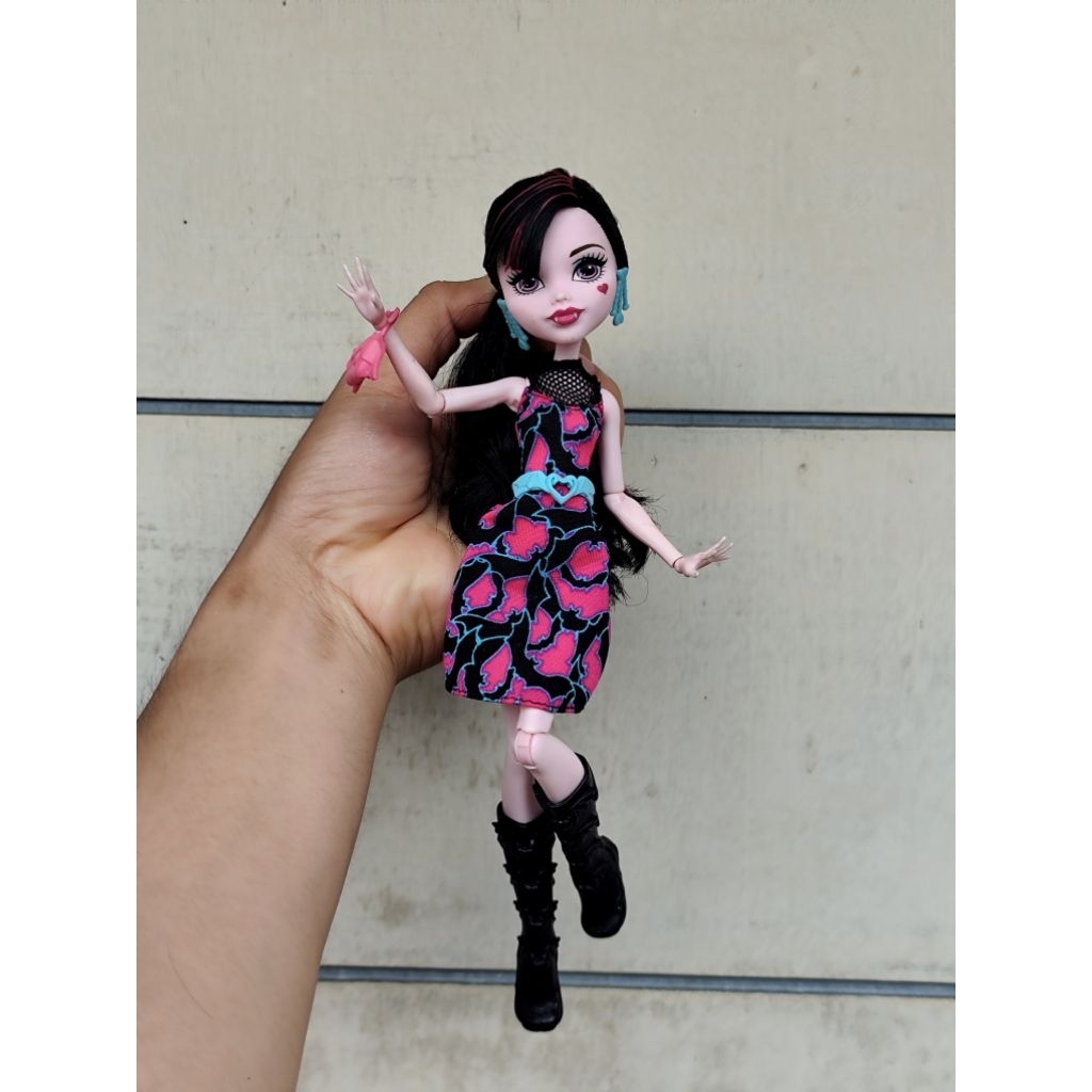 Monster High draculara doll preloved