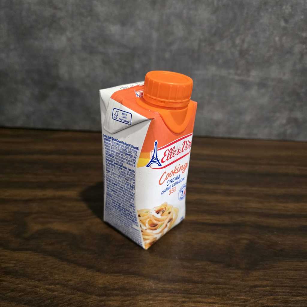 elle vire cooking cream 35% elle and vire elle & vire krim masak