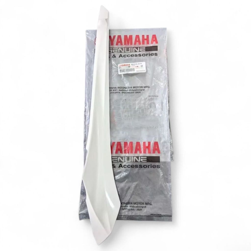 mole side cover sirip bawah kiri pijakan kaki Xmax 250 B74-F171L-00-P1 warna putih asli original Yam