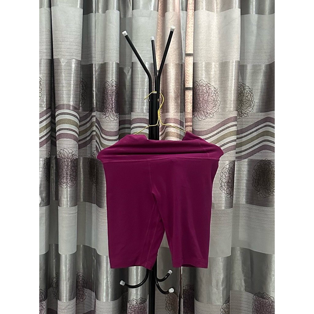 [Preloved] Short Legging Pendek Sport Wear Sportwear Lululemon Lulu Lemon Tennis Padel Yoga Pilates 