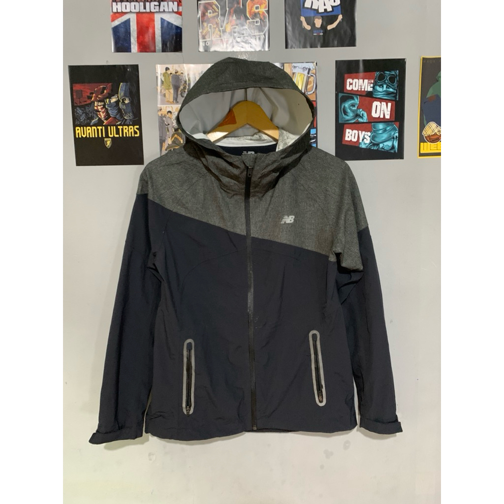 JKCKET OUTDOR NEW BALANCE