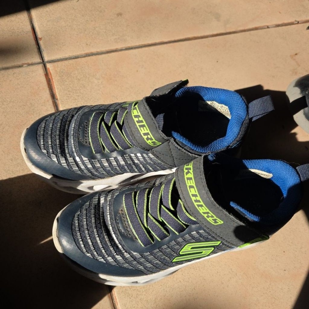 preloved sepatu roda anak sekolah SD