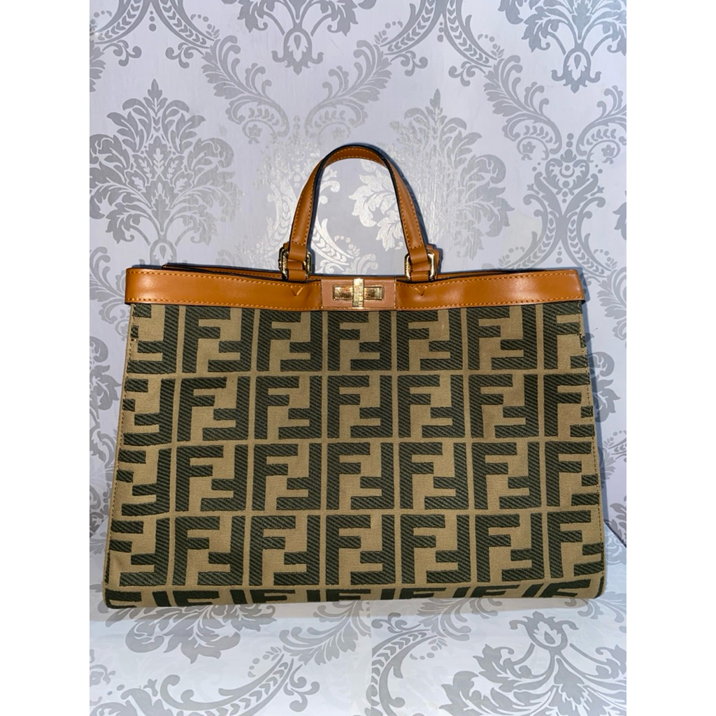 Fendi peekaboo tas tote