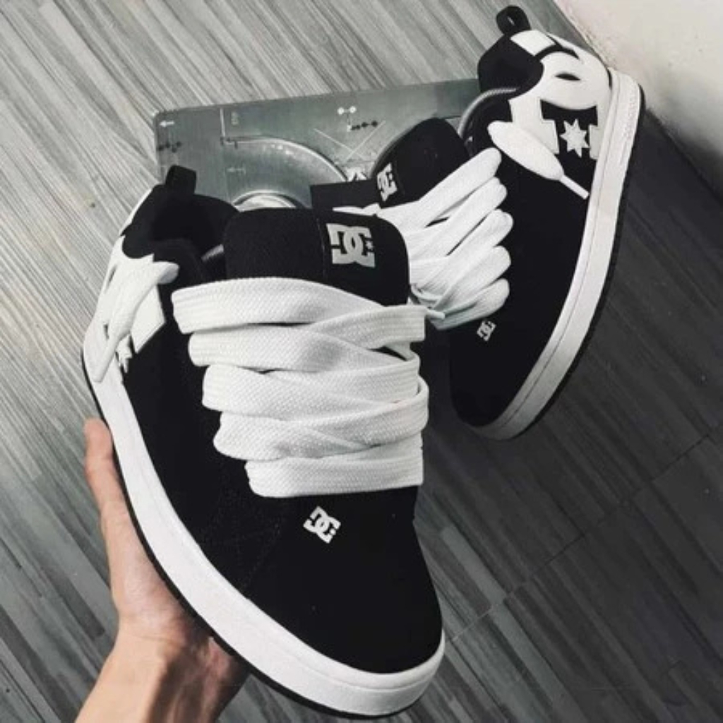 BISA COD Sepatu Sneakers DC Court Grafik Unisex Pria & Wanita Kanvas Suede Hitam Putih