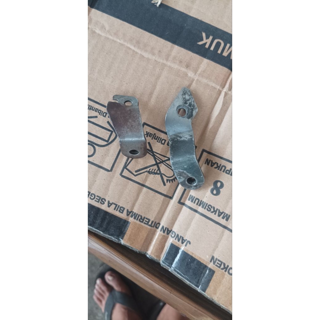 BRAKET SAYAP TORNADO GS TORNADO GX KANAN KIRI