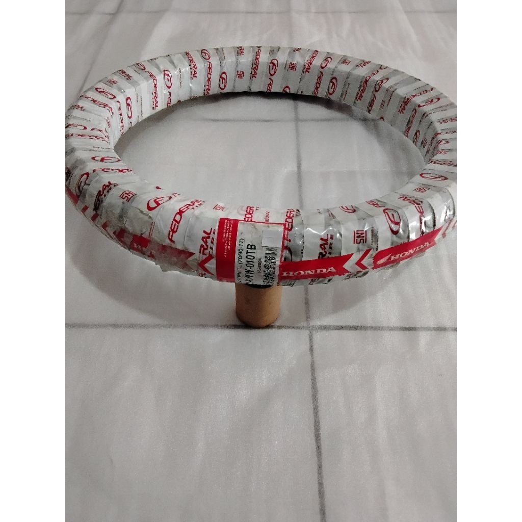 Ban Tubles Depan Honda Revo 70/90-17/Ban Federal/44711KWW010TB