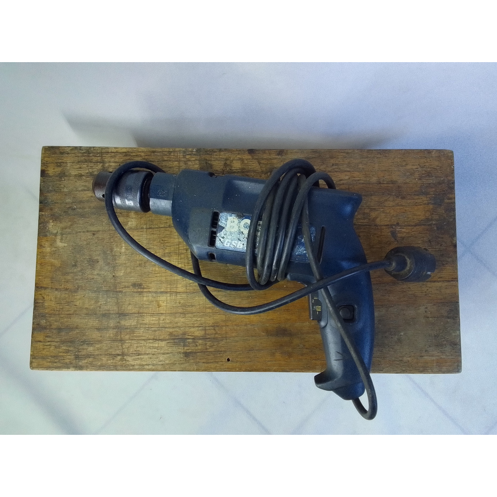 Mereknya Brand Bosch GSB 550-2 Bor Listrik 13mm Bekas Seken