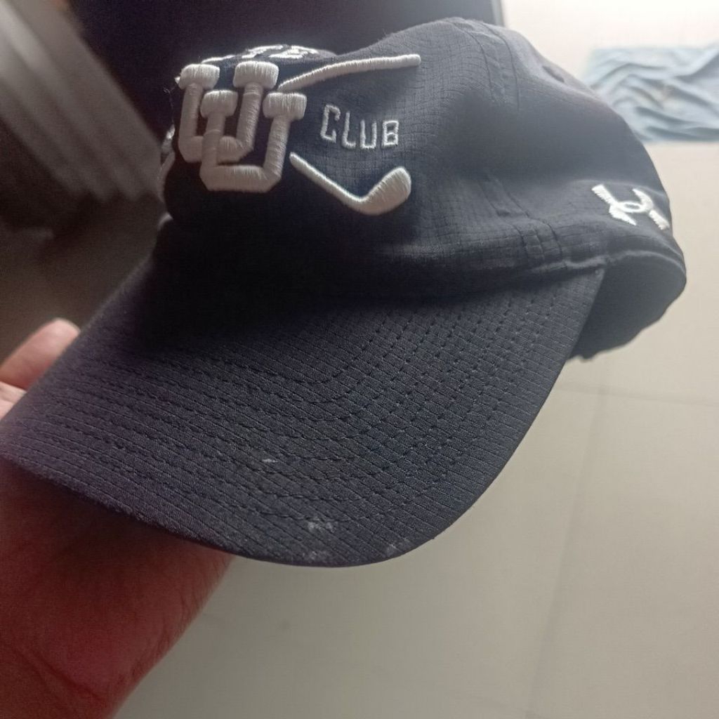 topi golf under armor