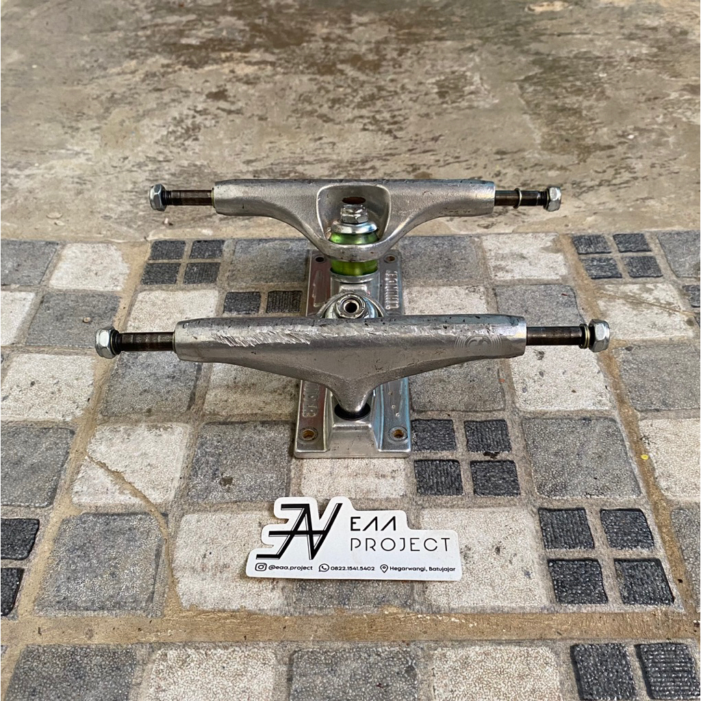 Truck Thunder Skateboard