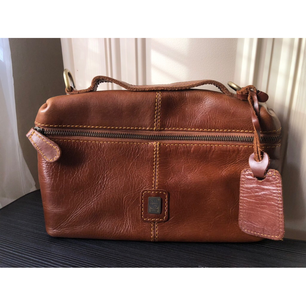 Preloved - Aira Leather bag