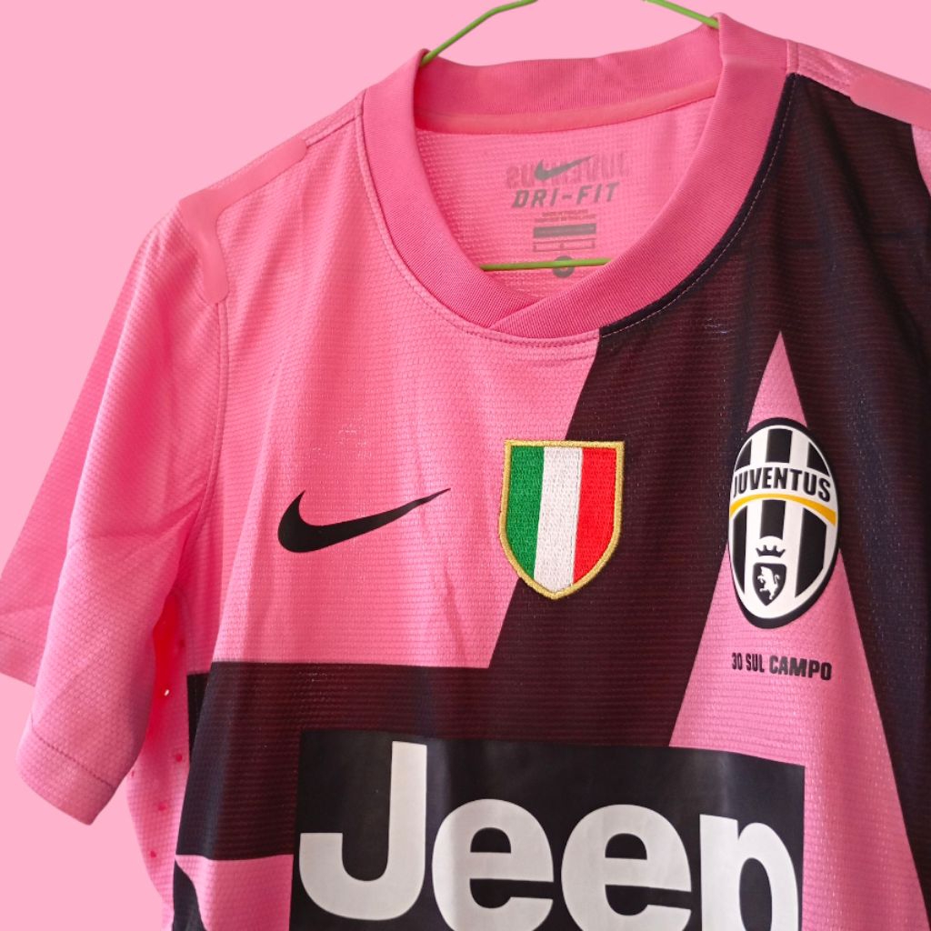 Juventus 3rd 2012/13 Player Issue