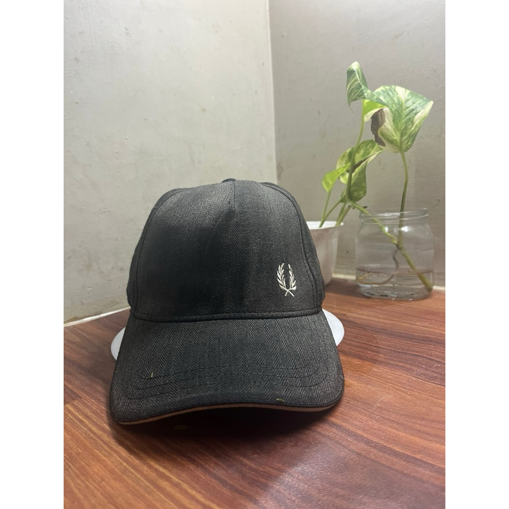 topi fred perry