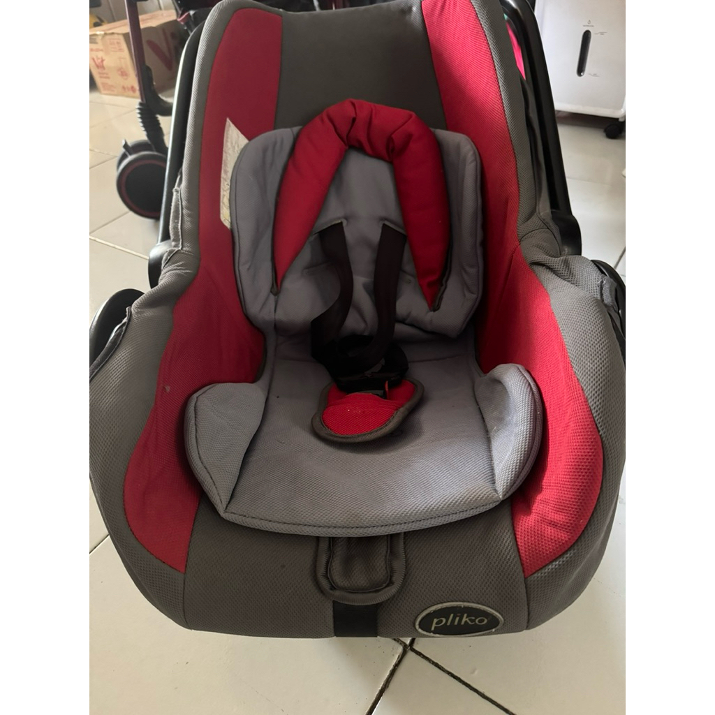 (PRELOVED) Car seat merk pliko