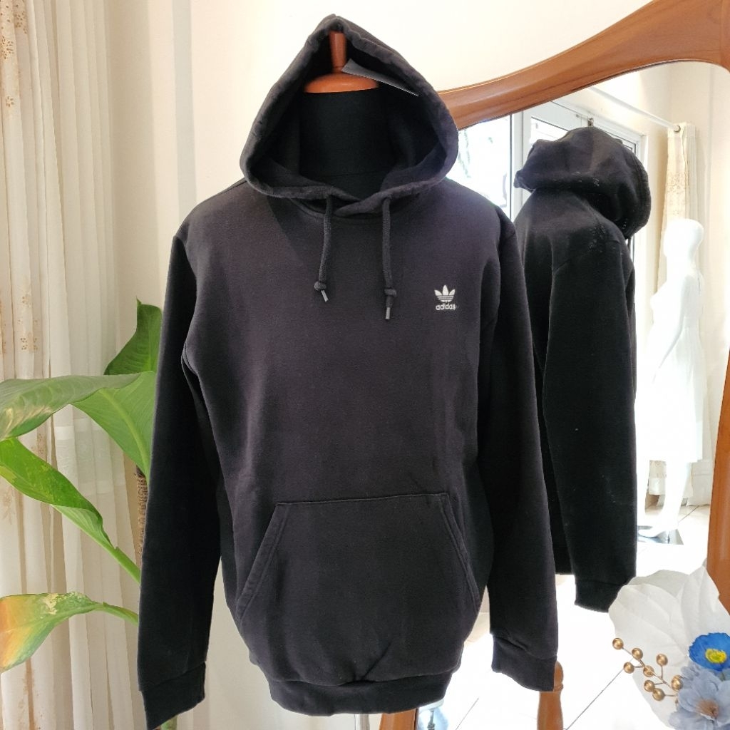 Hoodie Pria Adidas