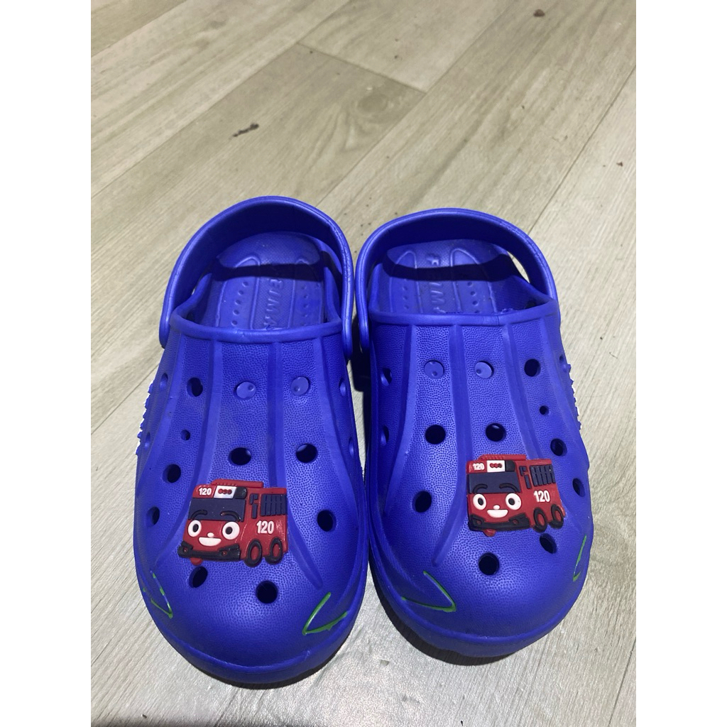 Preloved sandal anak tayo