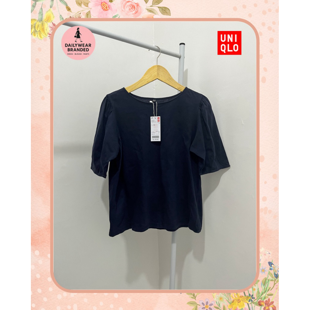 UNIQLO ORIGINAL Mercerized Cotton Gather Half Sleeve T-Shirt in Navy Atasan Biru Tua Tangan Balon Pu