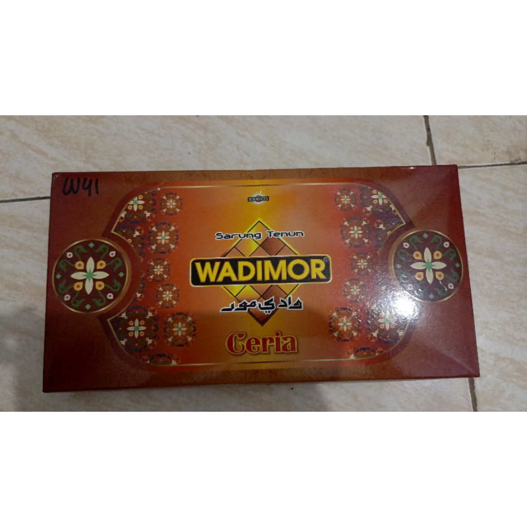 Sarung Wadimor