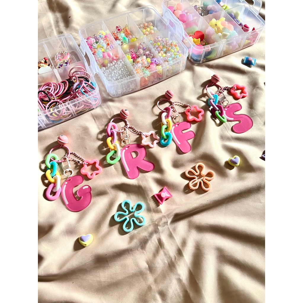 BAG CHARM AKRILIK HURUF / Ganci Akrilik Huruf