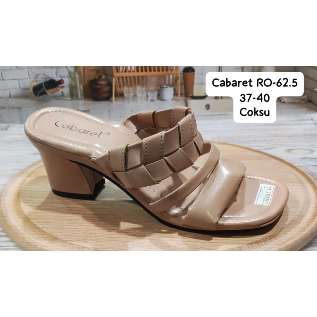 Sandal Heels Cabaret