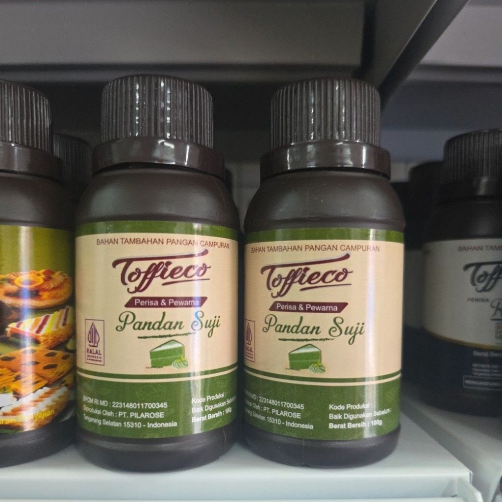 TOFFIECO PANDAN SUJI PERISA PANDAN SUJI PERASA MAKANAN PASTA 100 GR