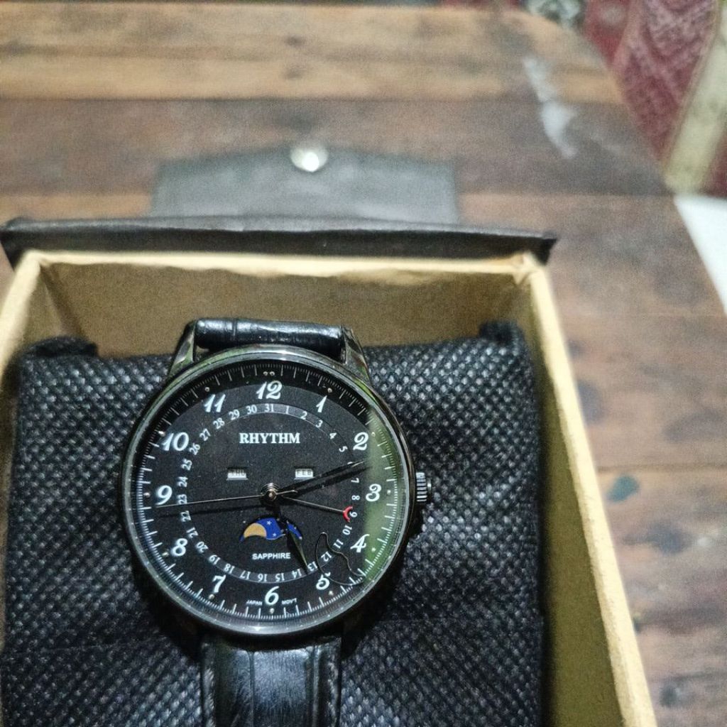 Jam tangan original RHYTHM sapphire 40mm preloved second bekas
