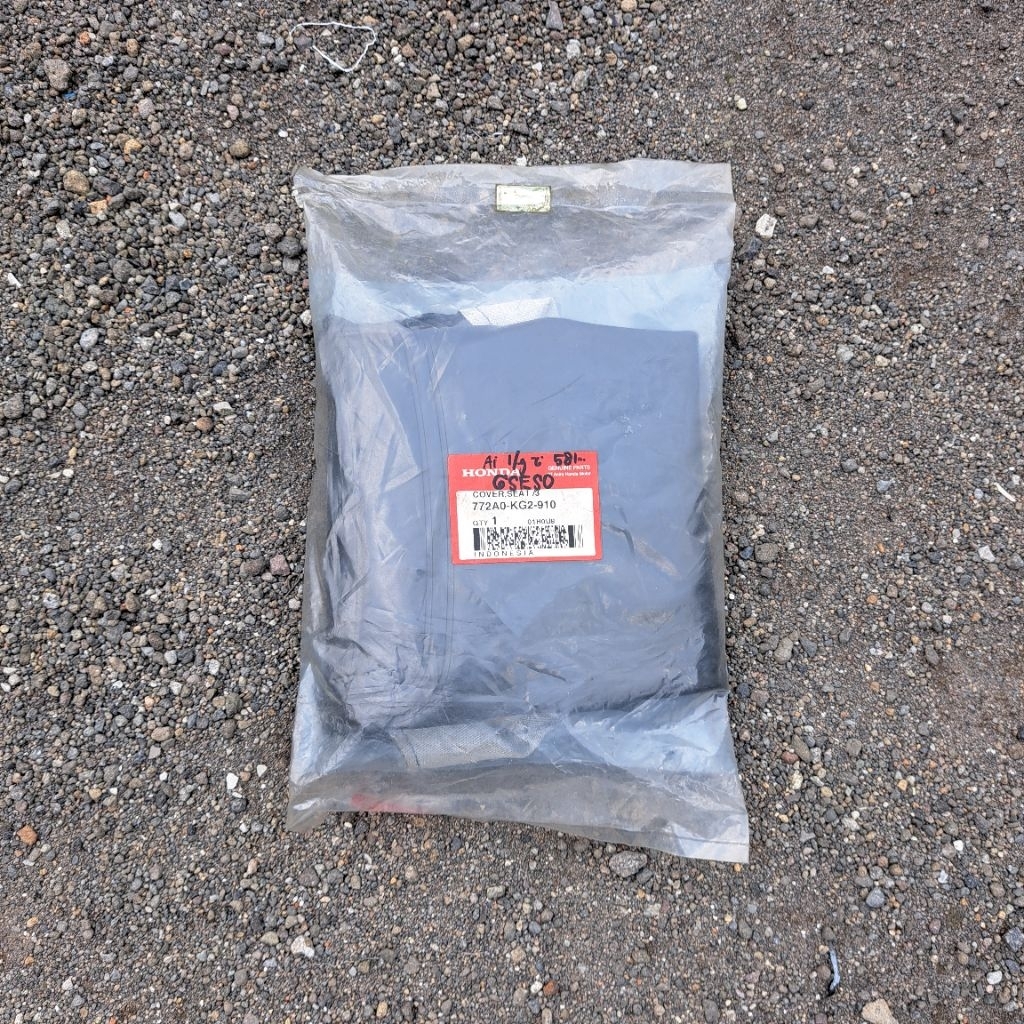 Cover jok kulit jok honda gl pro max neotex COVER SEAT /3 772A0-KG2-910 Original AHM Astra honda mot