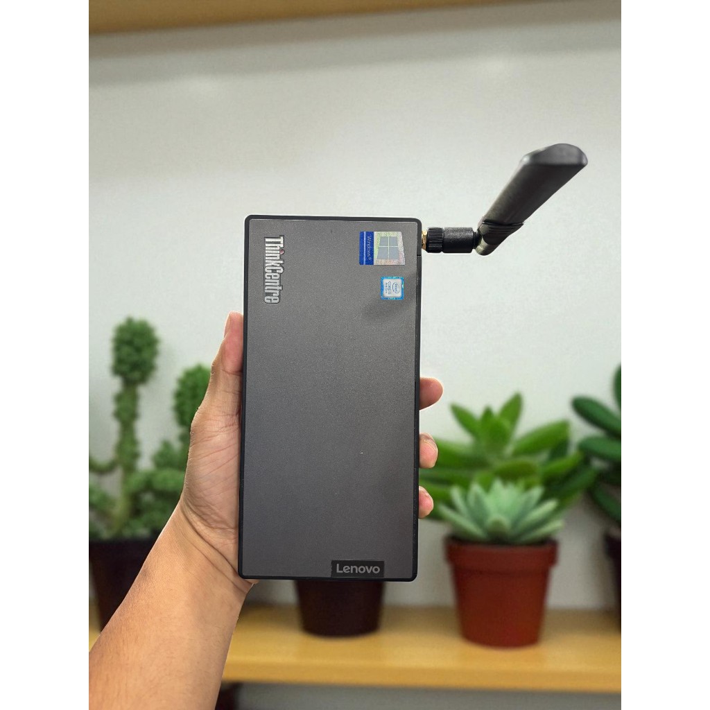 Lenovo ThinkCentre M90n-1 Core i5 8GB SSD 1 Bulan