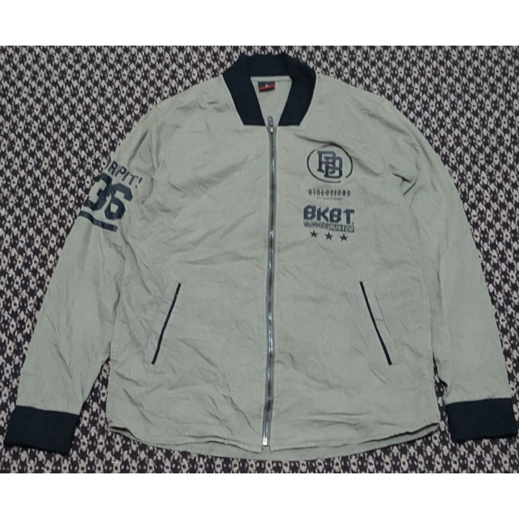 Jaket Casual Bomber M Holliday Khaki