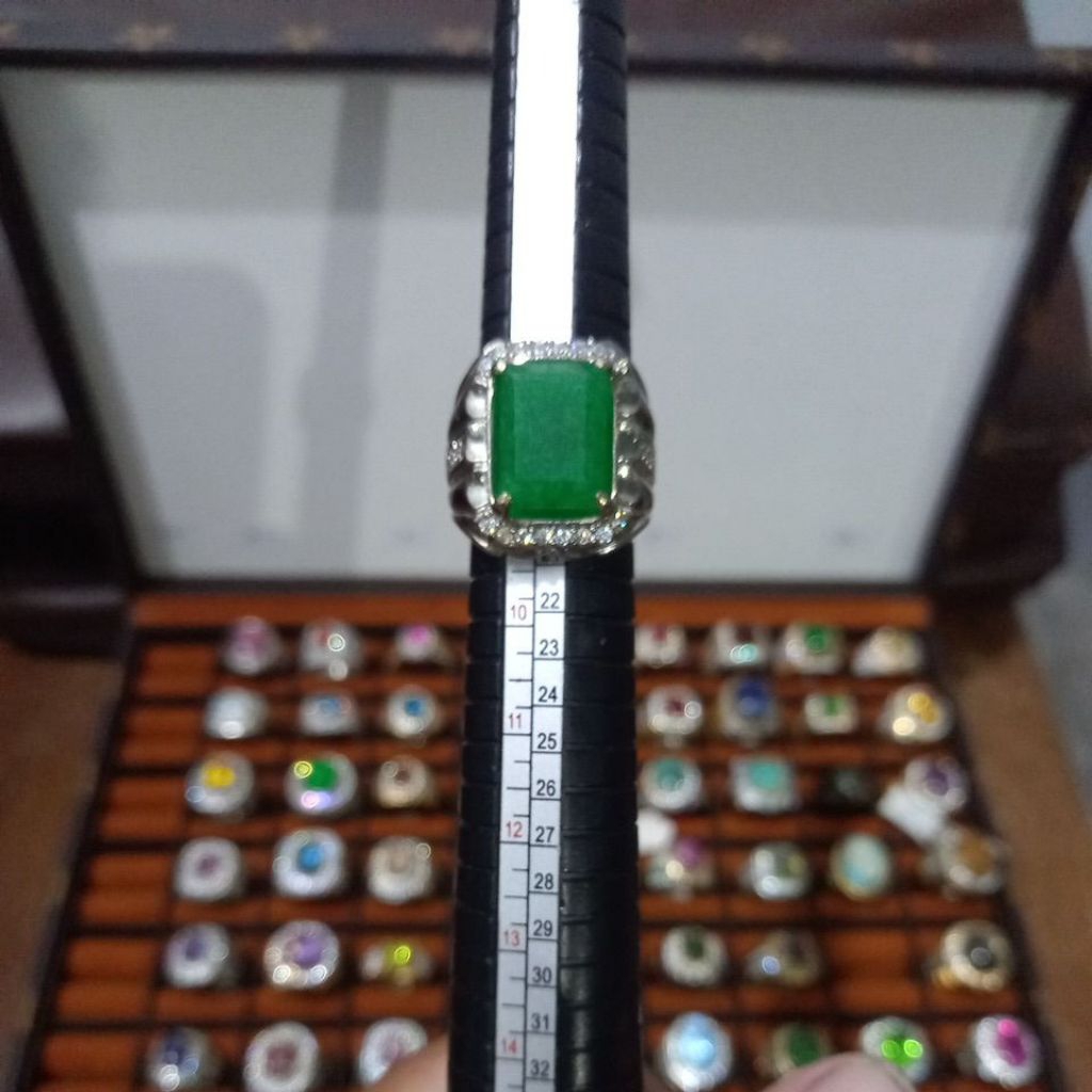 natural Zamrud Zambia NON Memo