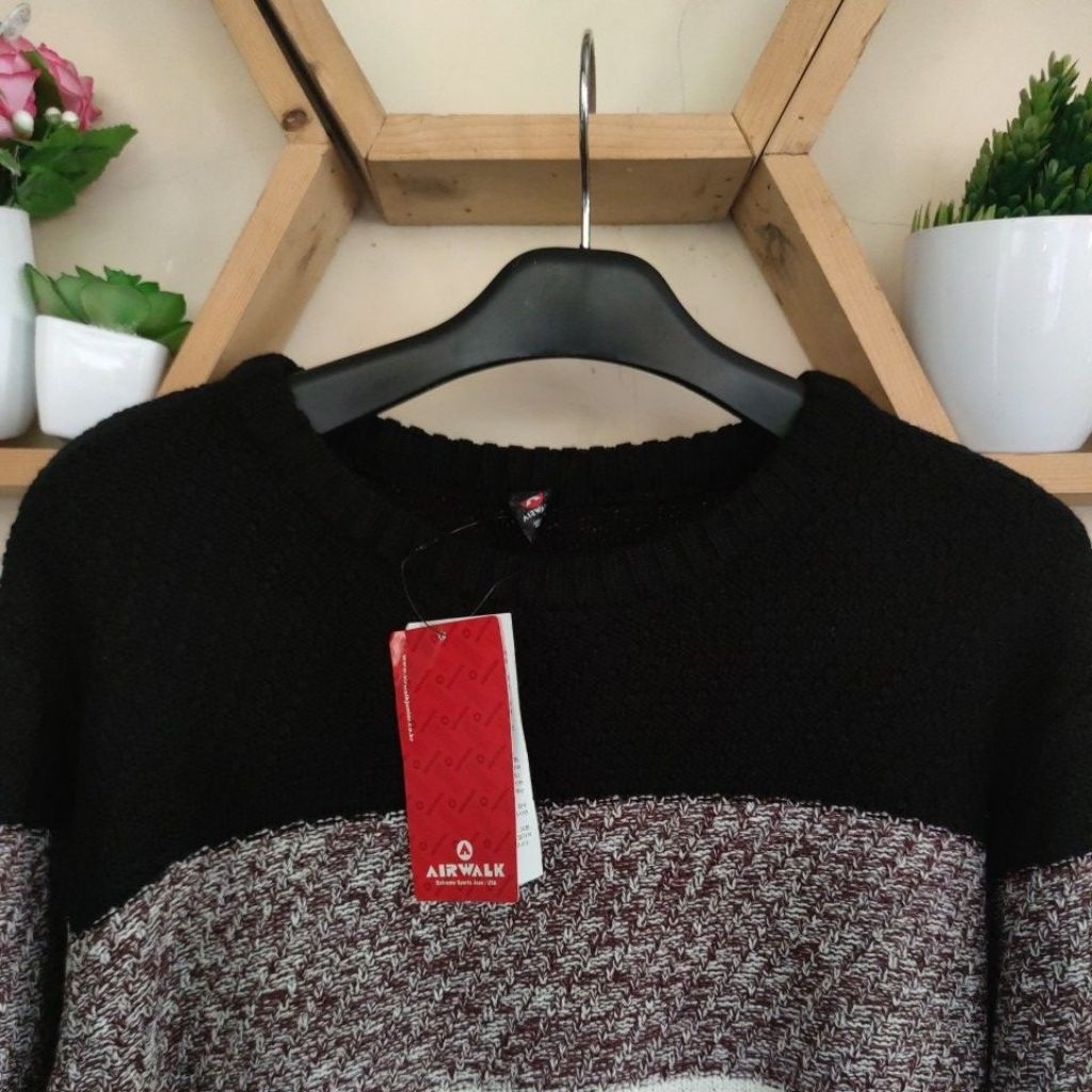 Knitwear Airwalk BNWT