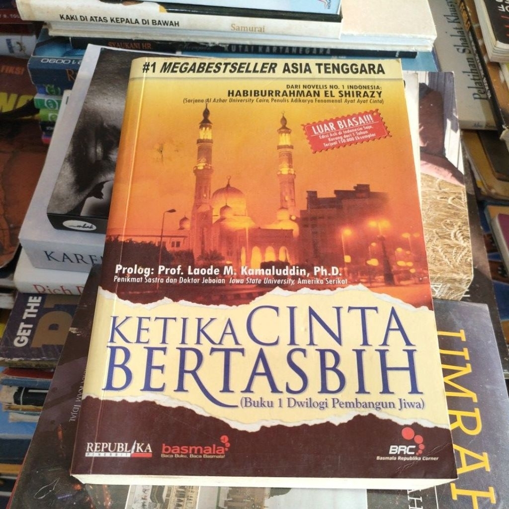 Novel original Ketika Cinta Bertasbih 1 oleh Habiburrahman El Shirazy
