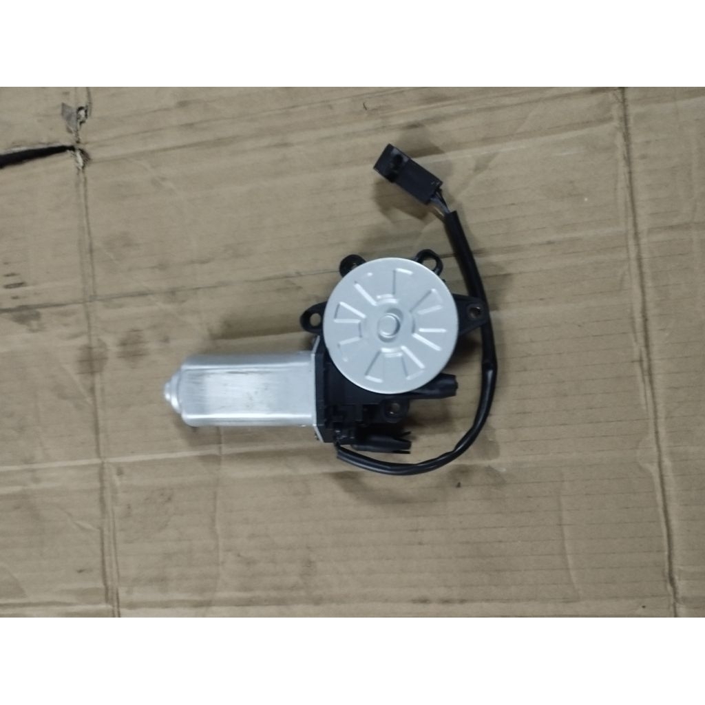 motor dinamo power window mitsubitshi lancer ck4 original