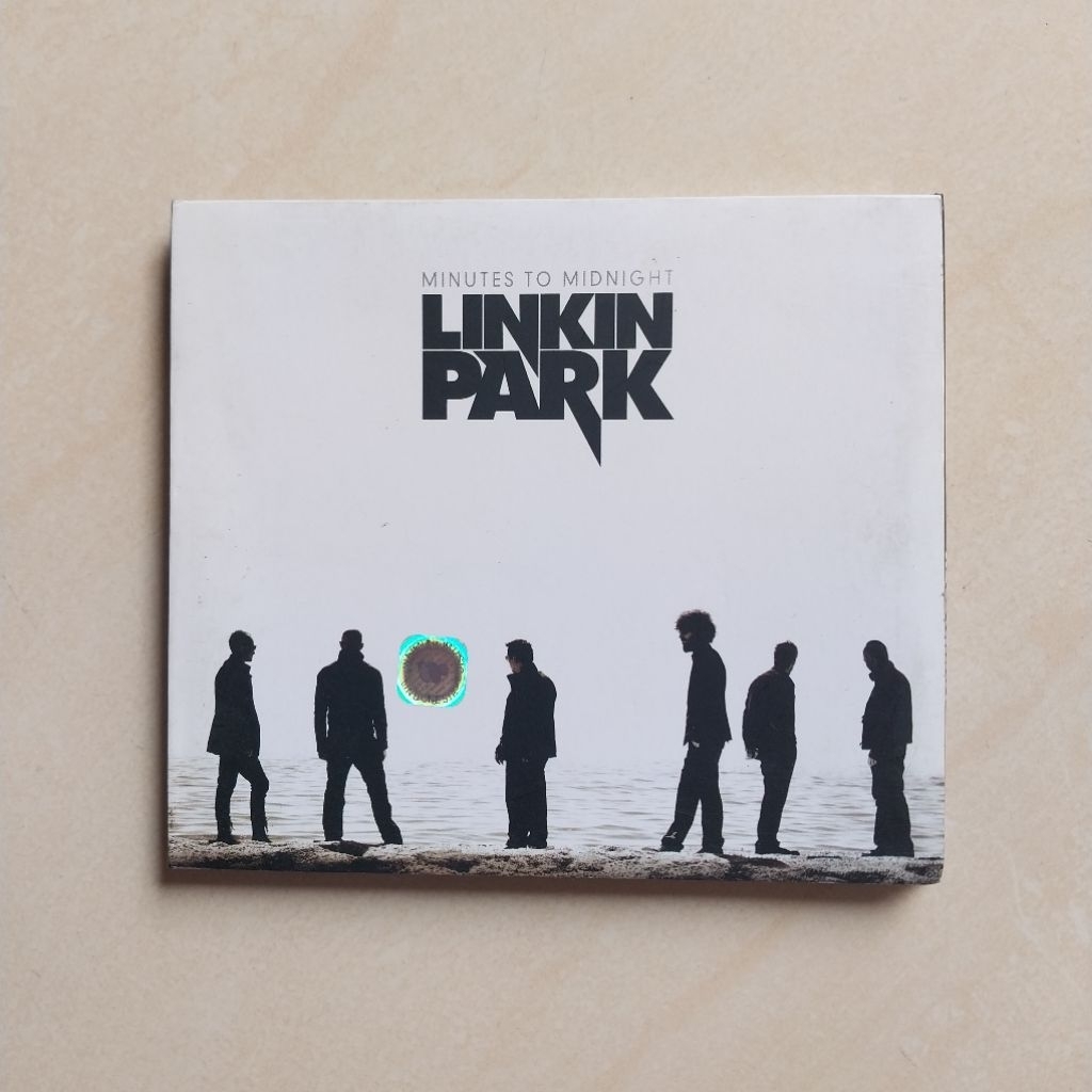 CD LINKIN PARK ALBUM MINUTES TO MIDNIGHT